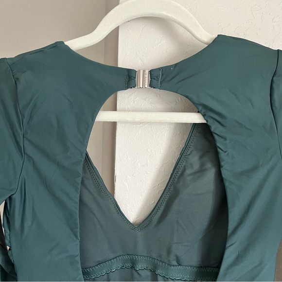 NWT Seafolly Fleur de Bloom Vneck Surf suit US4 - Picture 7 of 10